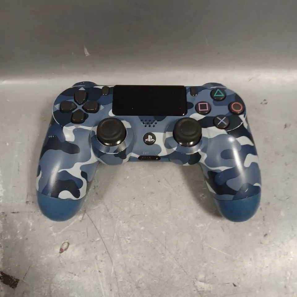 BLUE CAMO PLAYSTATION 4 CONTROLLER 