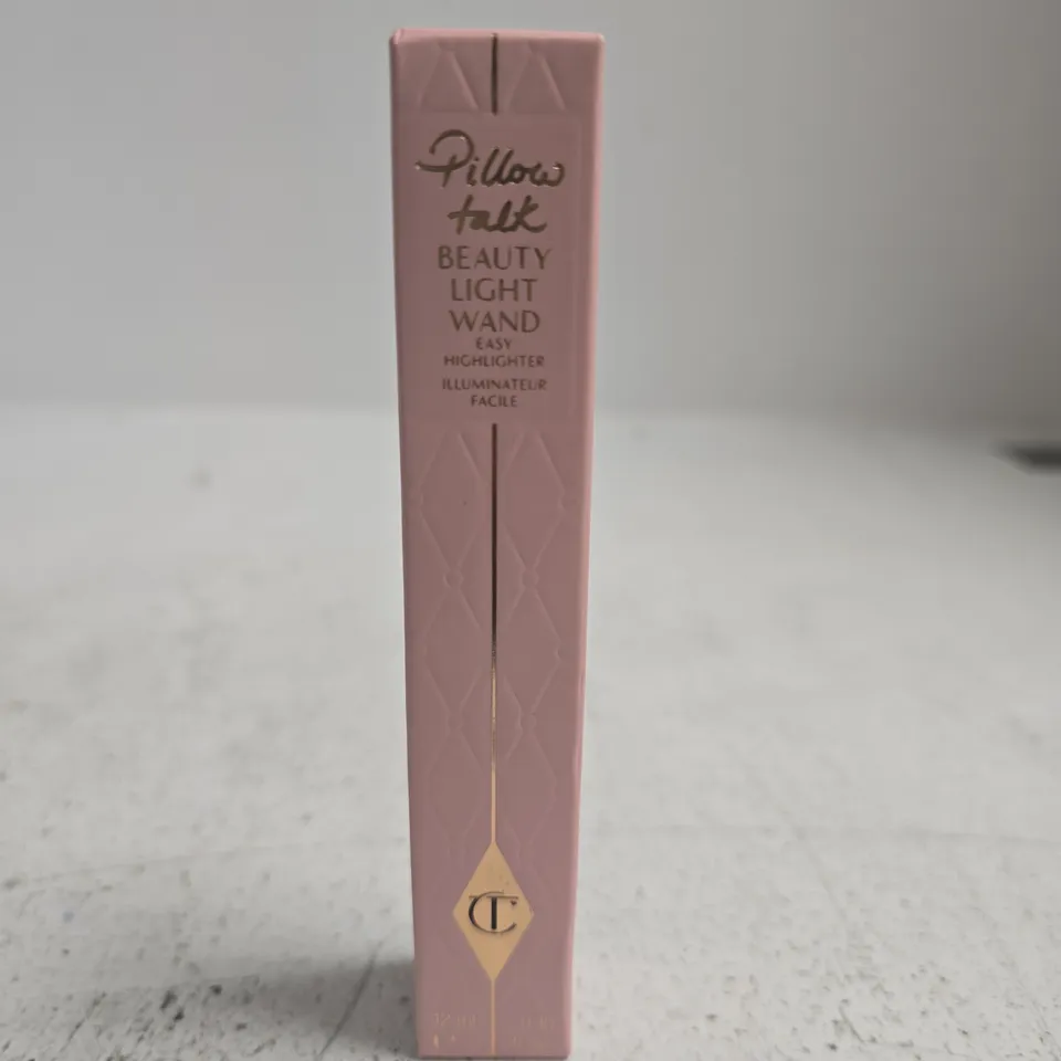 CHARLOTTE TILBURY PILLOW TALK BEAUTY LIGHT WAND HIGHLIGHTER