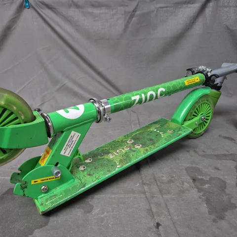 GREEN CHILDREN'S KICK SCOOTER 