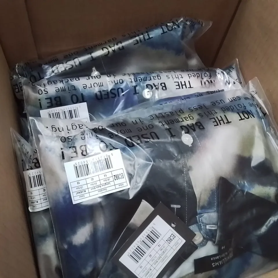 BOXED BRAND NEW APPROXIMATELY 7 JD WILLIAMS LONGLINE SATIN SHIRT BLUE/NAT SIZE 14