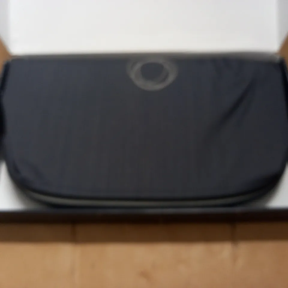 boxed bugaboo fox & cameleon sun canopy stellar