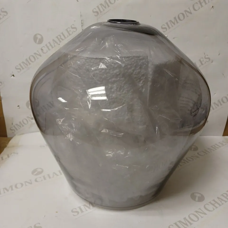 LAURA ASHLEY RYE TINTED GLASS PENDANT SHADE 