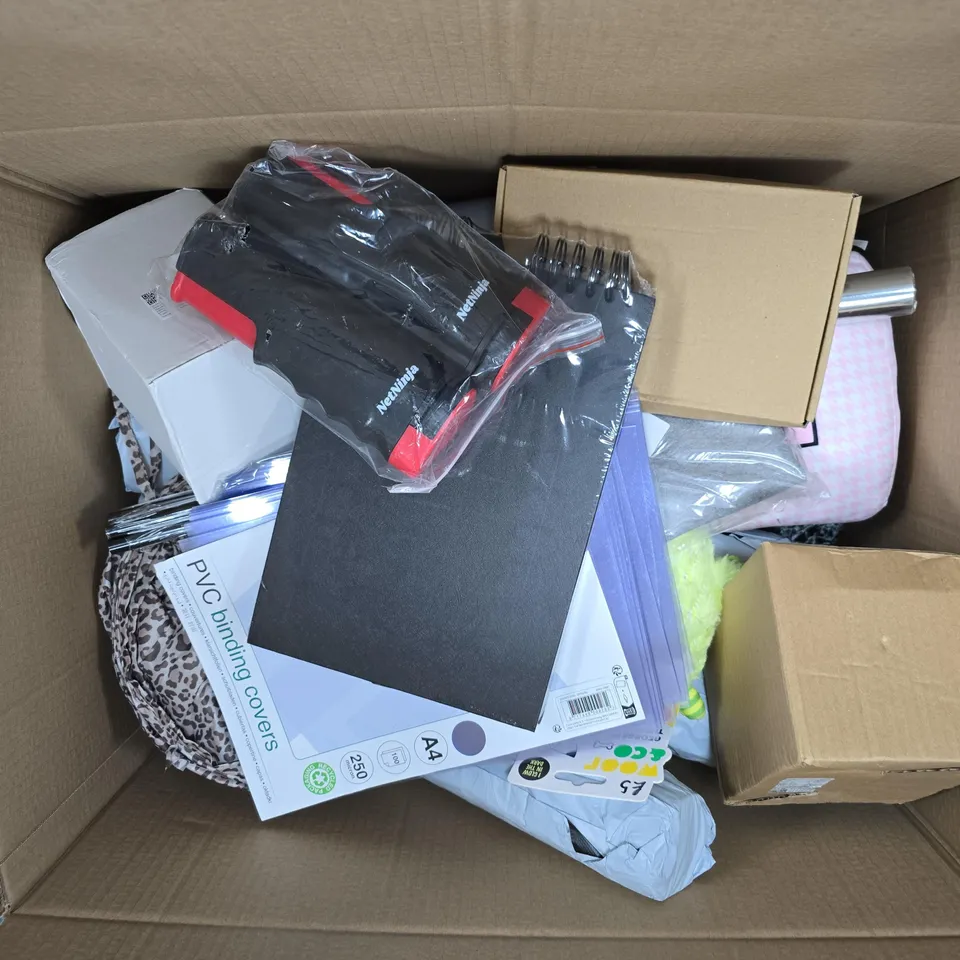 BOX OF APPROXIMATELY 15 ASSORTED HOUSEHOLD ITEMS TO INCLUDE WALLPAPER, PVC BINDING COVERS AND DOG TOYS