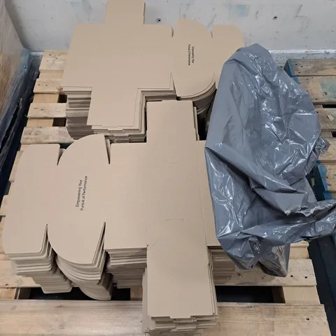 PALLET OF APPROXIMATELY 100 PROMOTIONAL BOXES