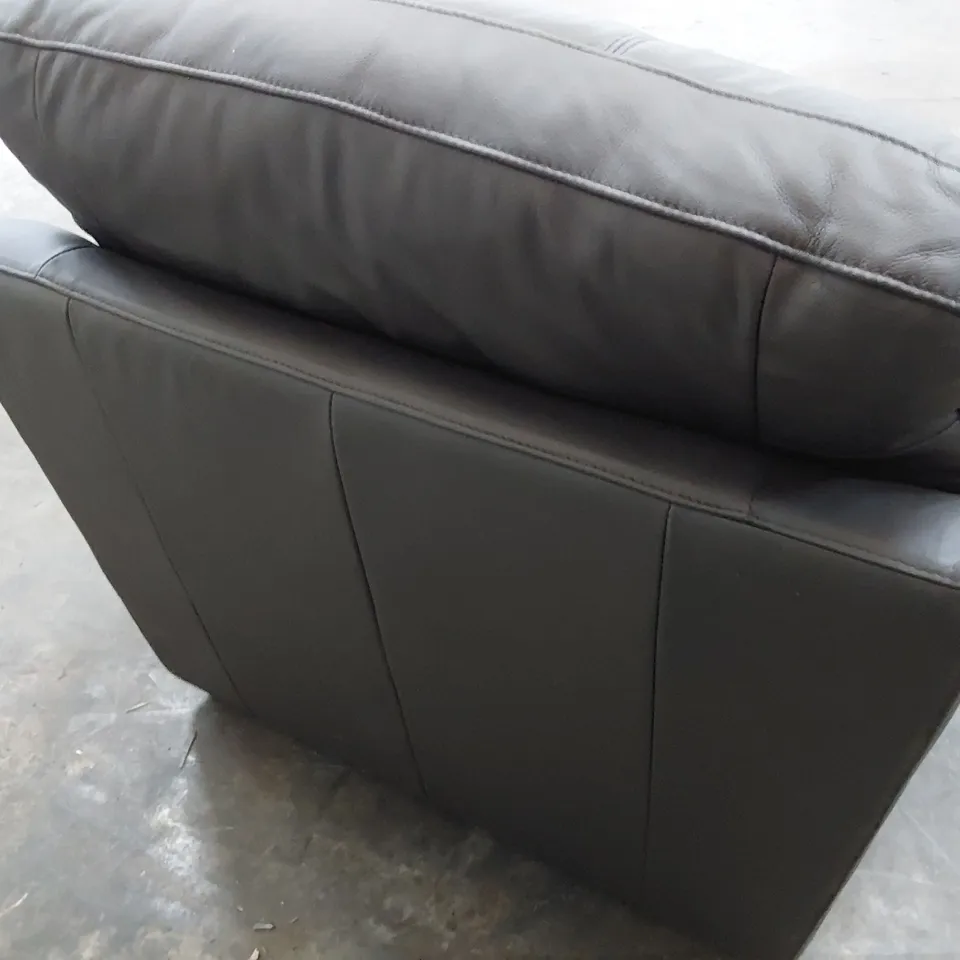 DESIGNER EASY CHAIR BROWN LEATHER 