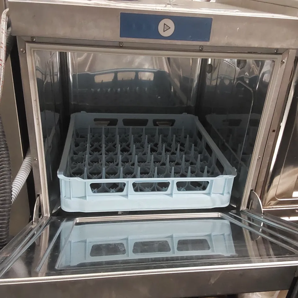 HOBART FXS400-70N COMMERCIAL UNDERCOUNTER DISHWASHER