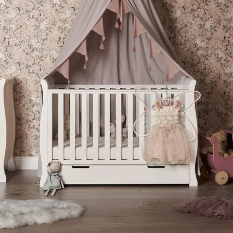 BOXED OBABY STAMFORD MINI COT BED - WHITE (2 BOXES)