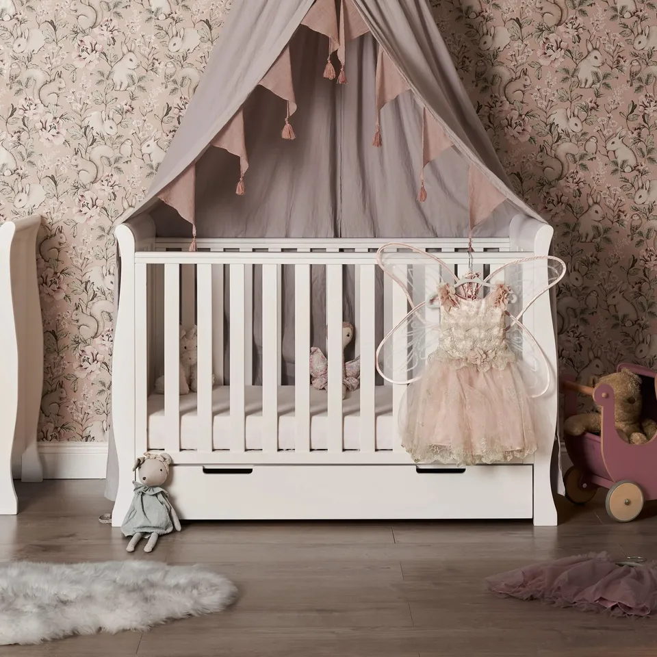BOXED OBABY STAMFORD MINI COT BED - WHITE (2 BOXES)