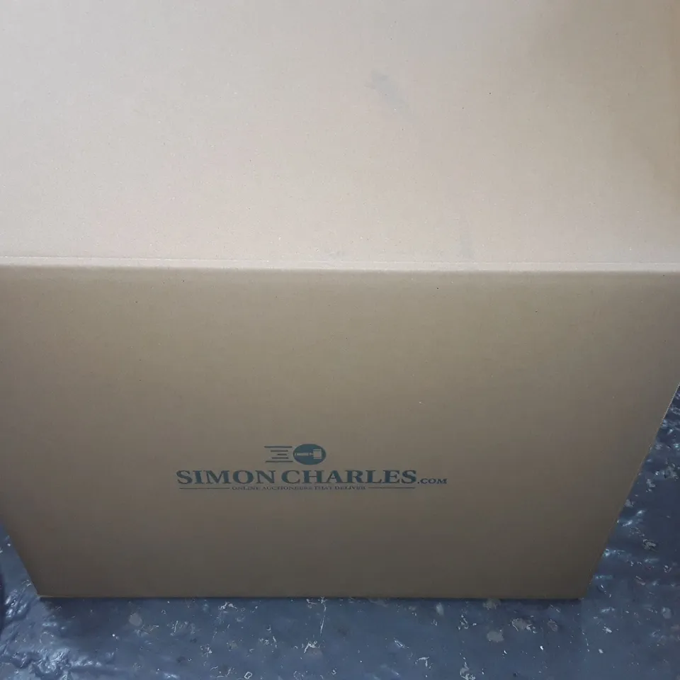 LARGE QUANTITY OF ASSORTED HOUSEHOLD ITEMS TO INCLUDE WOOD CHISEL, BOXING HEAD GUARD, EVERGREEN FAST GRASS AND HOME FABRICS 