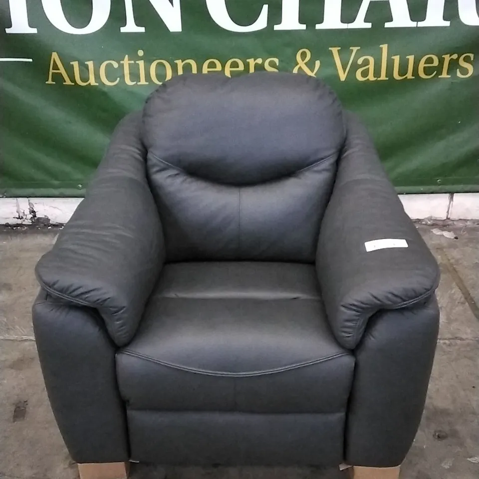 QUALITY BRITISH DESIGNED & MANUFACTURED G PLAN JACKSON ARMCHAIR CAMBRIDGE PETROL BLUE LEATHER