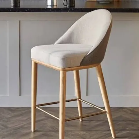 BOXED DANETTI SCARLETT CREAM BOUCLE AND NATURAL GREY CHENILLE BAR STOOL