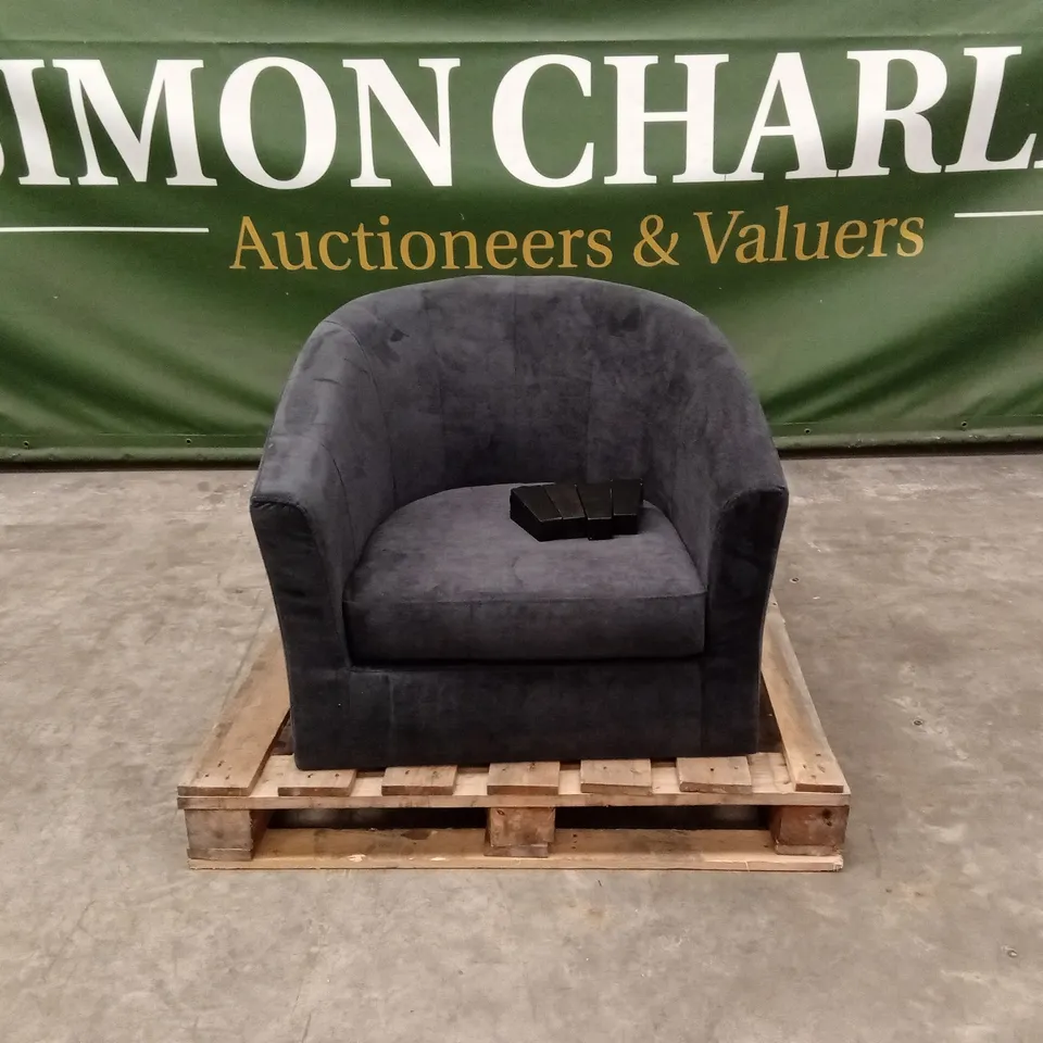 REGAL FABRIC TUB CHAIR - BLACK RRP £169