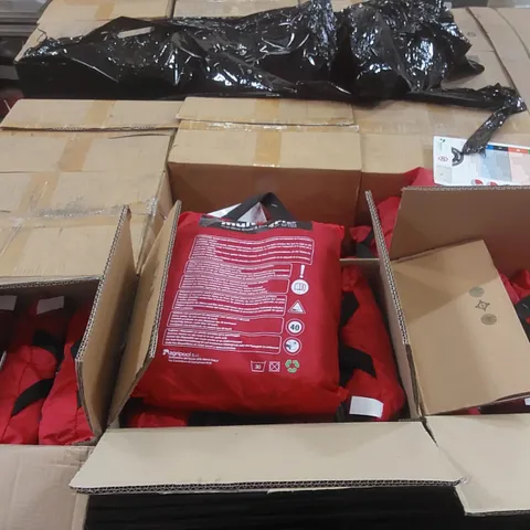 PALLET CONTAINING A VERY LARGE QUANTITY OF ANTI-SKID SNOW & ICE WHEEL COVERS