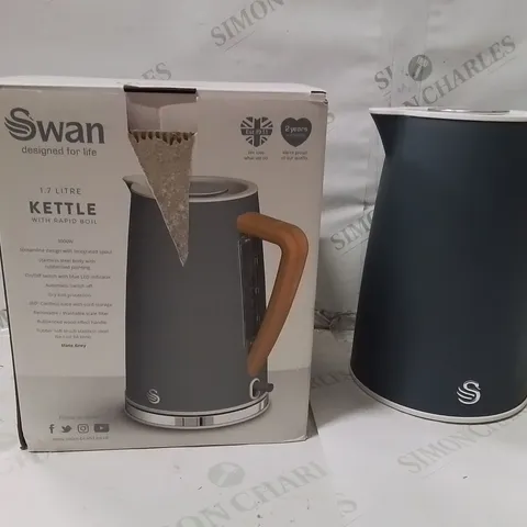 BOXED SWAN 1.7 LITRE KETTLE WITH RAPID BOIL