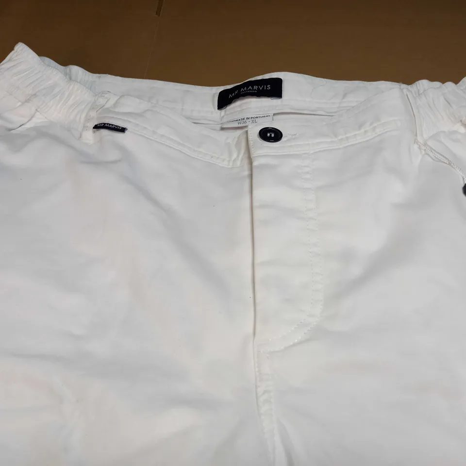 MR MARVINS AMSTERDAM WIMBLEDONS THE ORIGINALS SHORTS IN WHITE - W36 XL