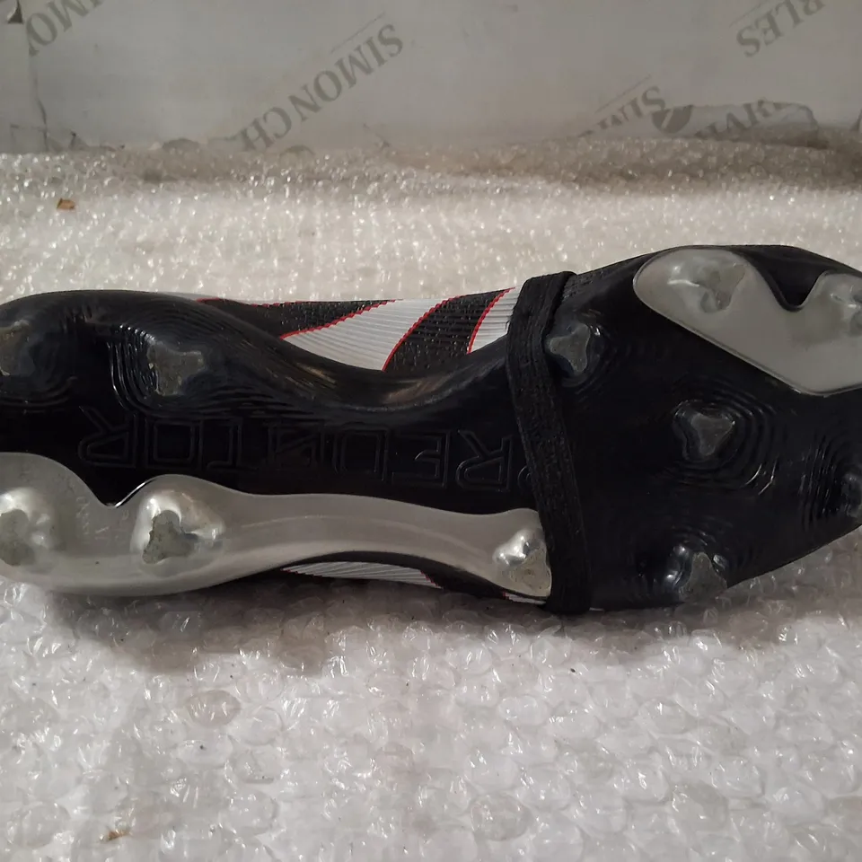 ADIDAS PREDATOR FOOTBALL BOOTS – BLACK/RED, UK 6 (EU 39)