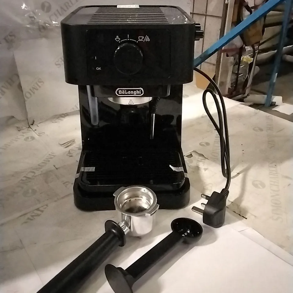BOXED DELONGHI ESPRESSO AND CAPPUCCINO COFFEE MAKER 