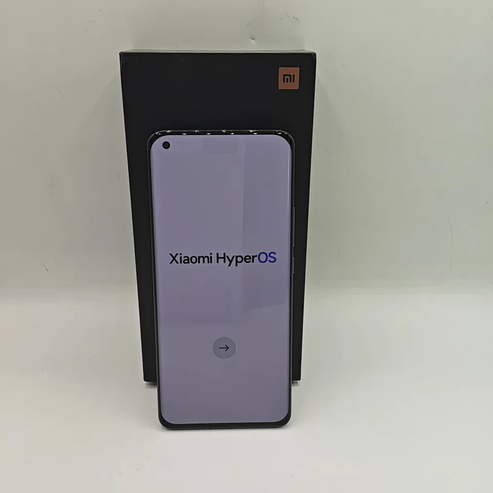 BOXED XIAOMI 11 ULTRA 12/512GB IN BLACK - M2102K1G