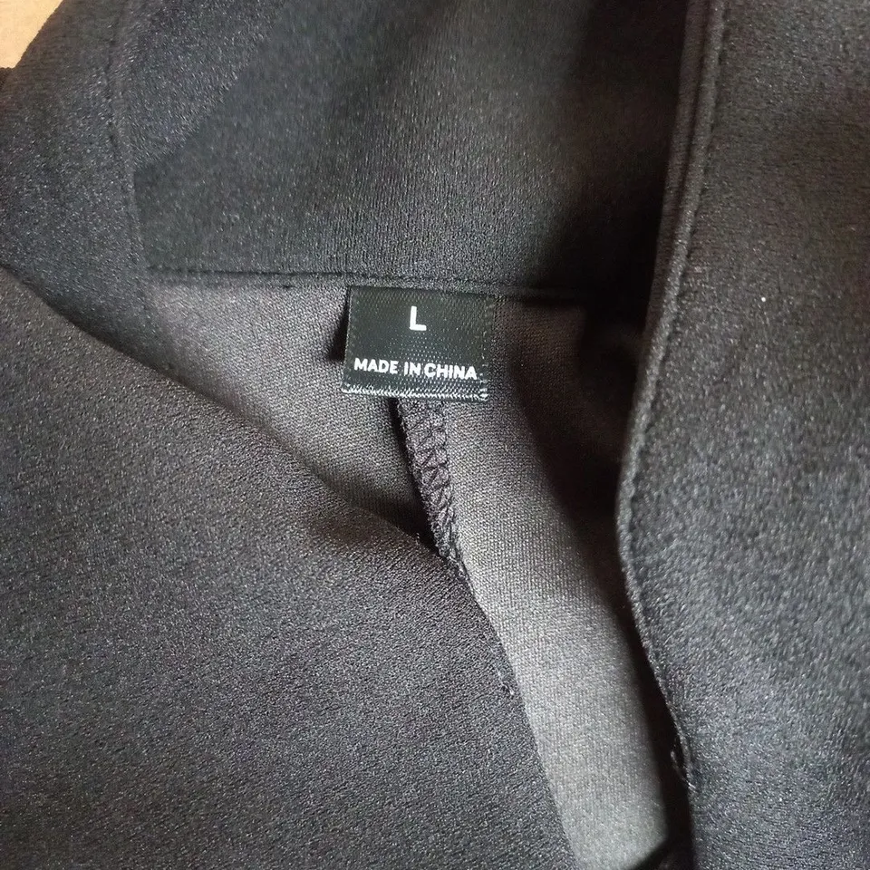 BLACK BLAZER WITH GOLD FLORAL EMBROIDERY AND MATCHING BLACK TROUSERS – UK L