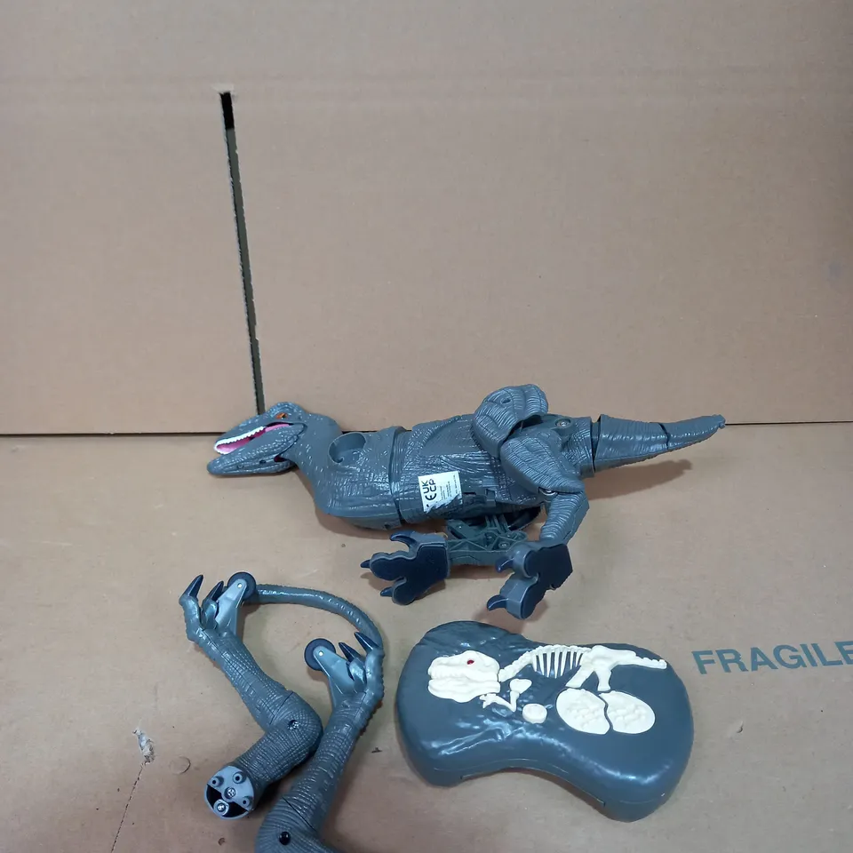 RC VELOCIRAPTOR  RRP £44.99