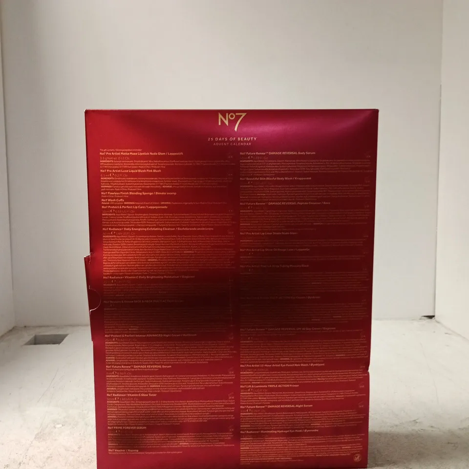 NO7 25 DAYS OF BEAUTY ADVENT CALENDAR – RED BOXED ADVENT CALENDAR