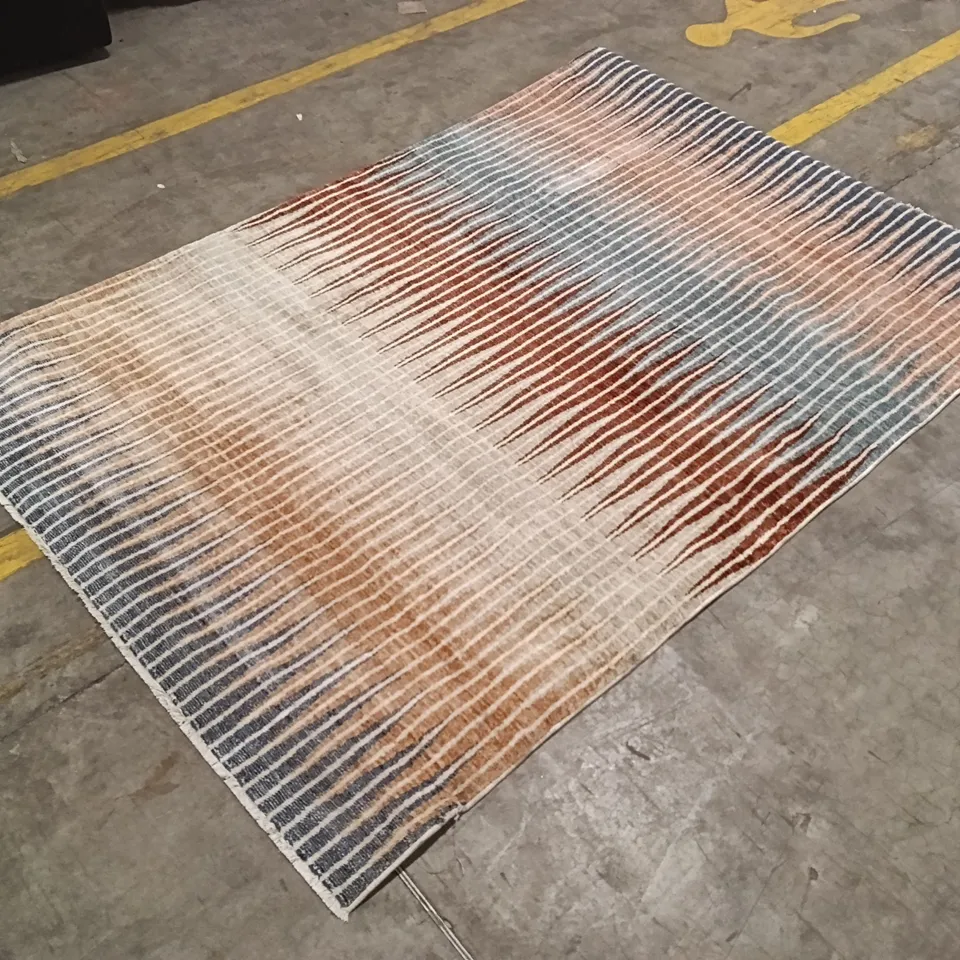 QUALITY DESIGNER AREA RUG - APPROXIMATELY 235CM X 163CM