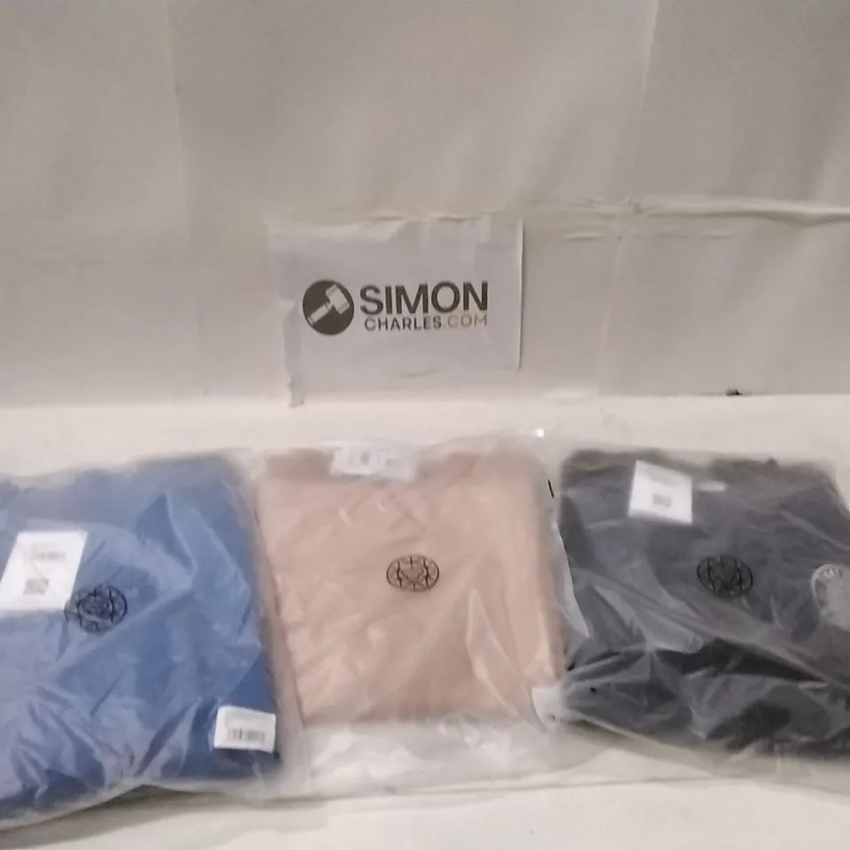 BOX OF MIXED ASSORTMENT OF BRAND NEW BRASS MONKEY CLOTHING ITEMS INCLUDING - SWEATERS, HOODIES - MIXED SIZES - APPROXIMATELY 25X ITEMS