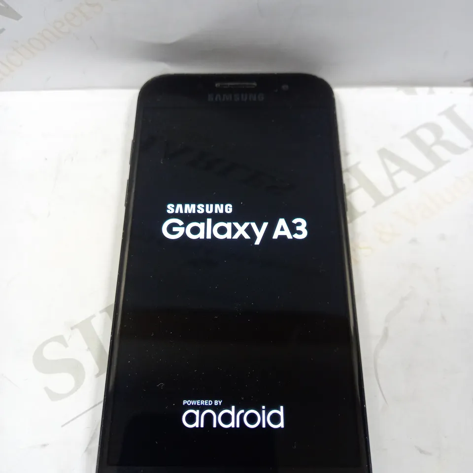 SAMSUNG GALAXY A3