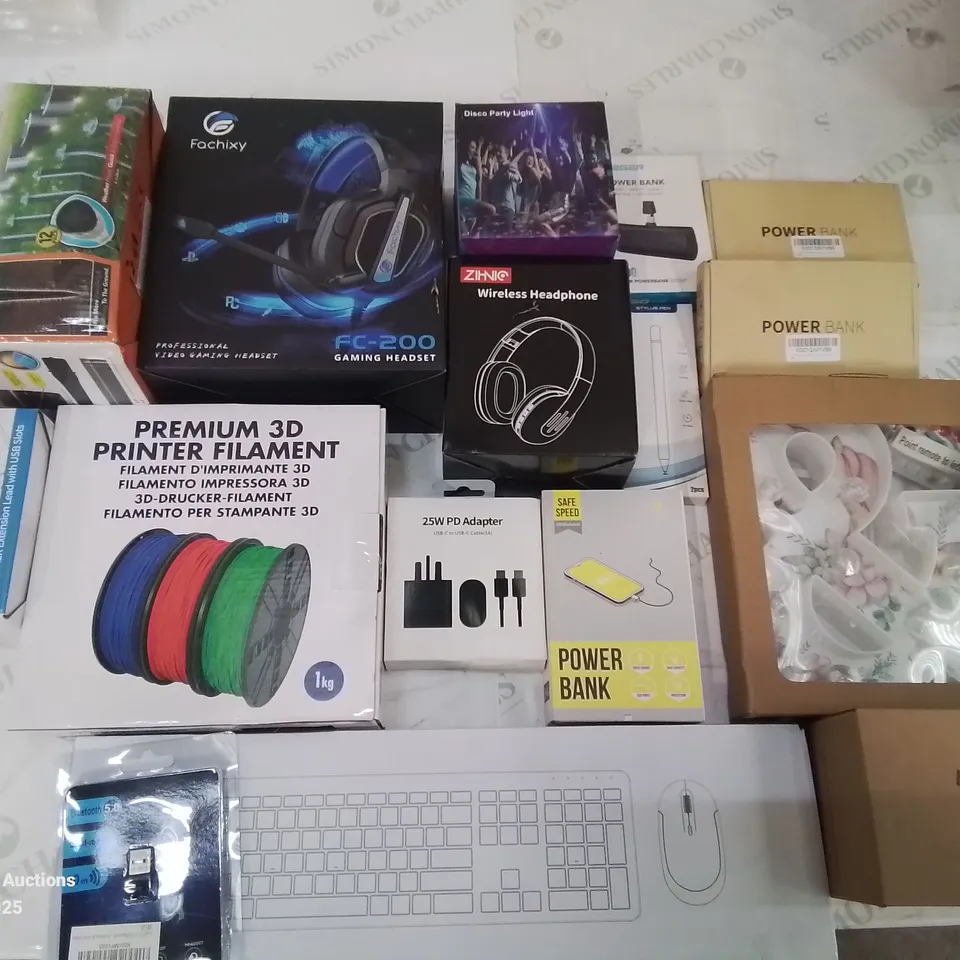 BOX CONTAINING LARGE AMOUNT OF MIXED BOXED ELECTRONIC ITEMS PHONE ACCESSORIES ETC.