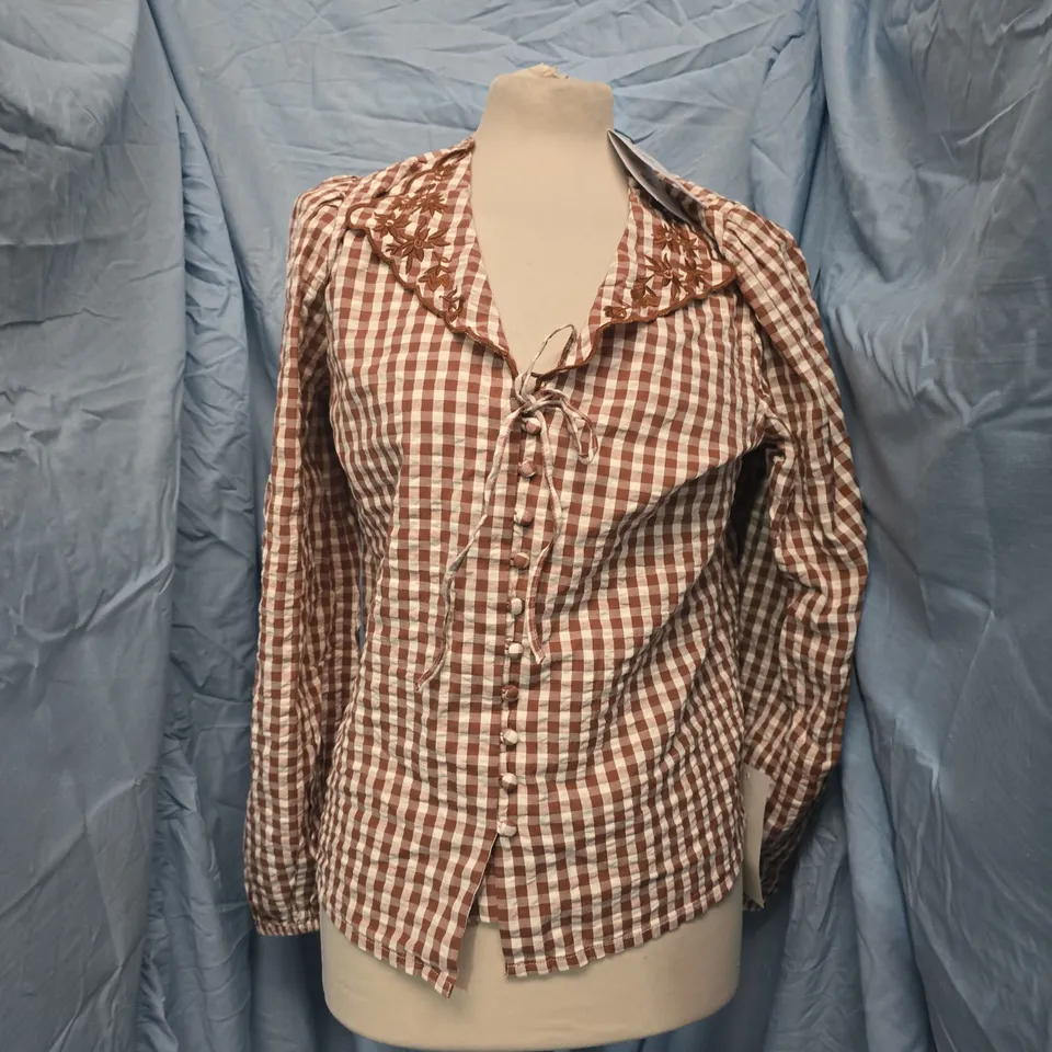 NOBPODY'S CHILD ISLA TOP IN BROWN GINGHAM SIZE UK 10