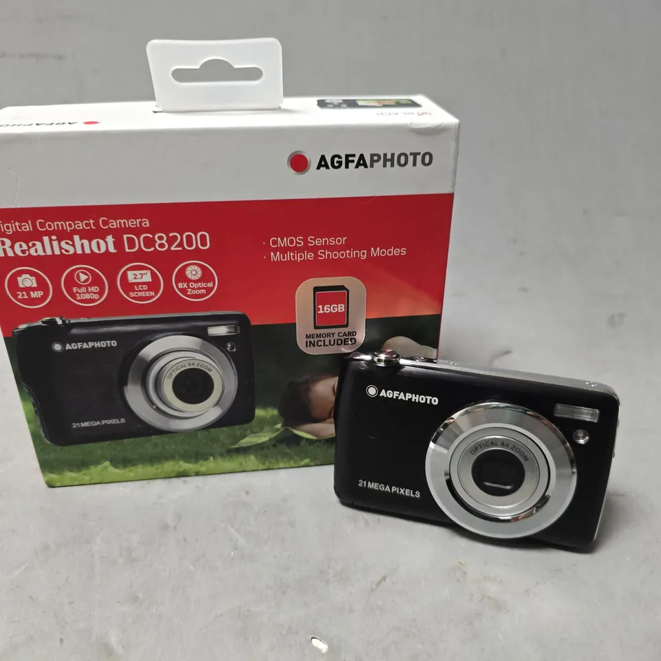BOXED AGFAPHOTO DIGITAL COMPACT CAMERA REALISHOT DC8200