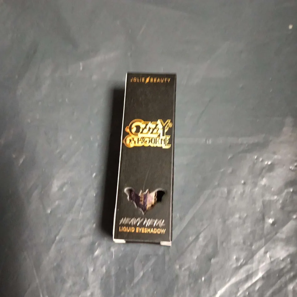 APPROXIMATELY 20 ASSORTED HEALTH & BEAUTY ITEMS INCLUDING KERATIN & BIOTIN SHAMPOO , OZZY OSBBOURNE LIQUID EYESHADOW  AND ORAL B TOOTHBRUSH HEADS 