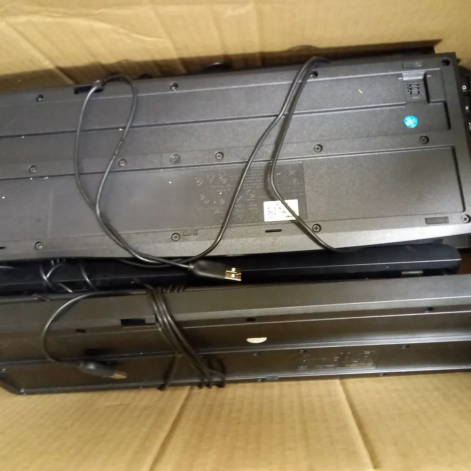 LOT OF 15 COMPUTER KEYBOARDS