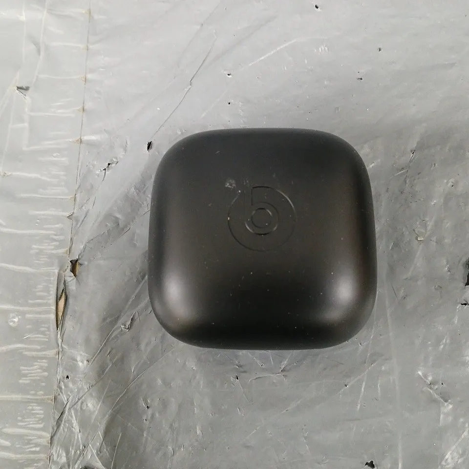 BOXED BEATS POWERBEATS PRO YELLOW 