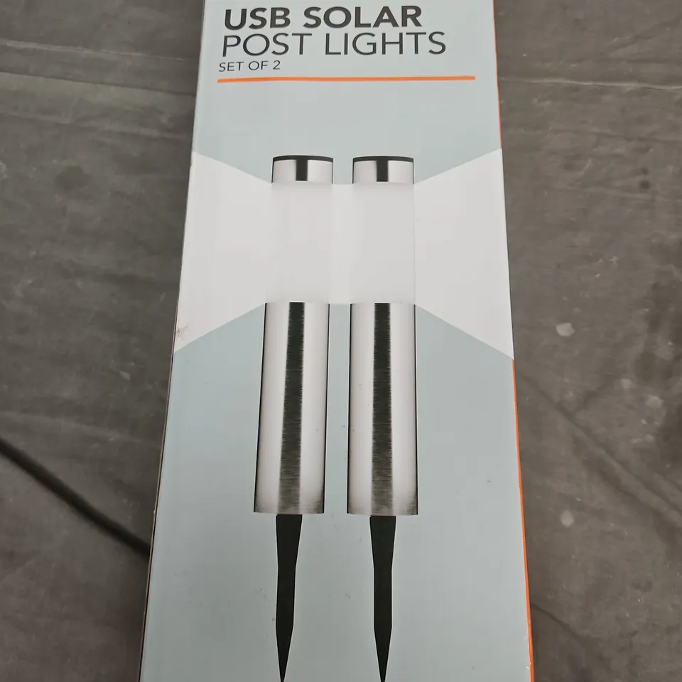 BOXED SOLARCENTRE LONDON XT USB SOLAR POST LIGHTS 
