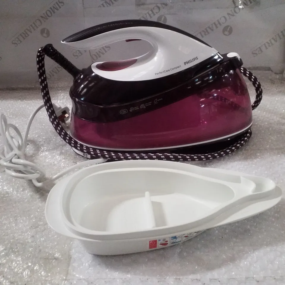 BOXED PHILIPS PERFECTCARE IRON COMPACT STEAM GENERATOR 