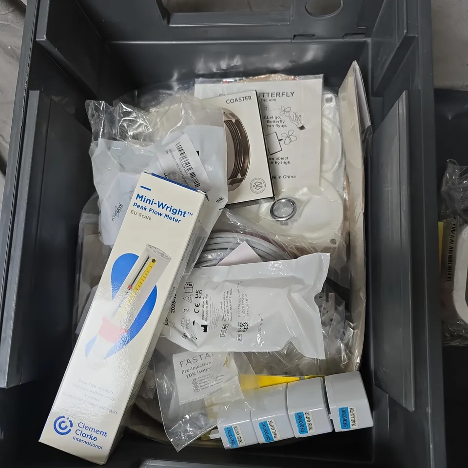 APPROXIMATELY 10 ASSORTED HOUSEHOLD ITEMS TO INCLUDE DRAIN CLOG REMOVER, SUPER GLUE & SOAP DISPENSER ETC