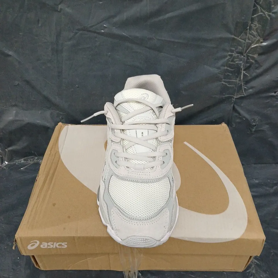 BOXED PAIR OF ASICS GEL-NYC CLOUD GREY UK 7.5