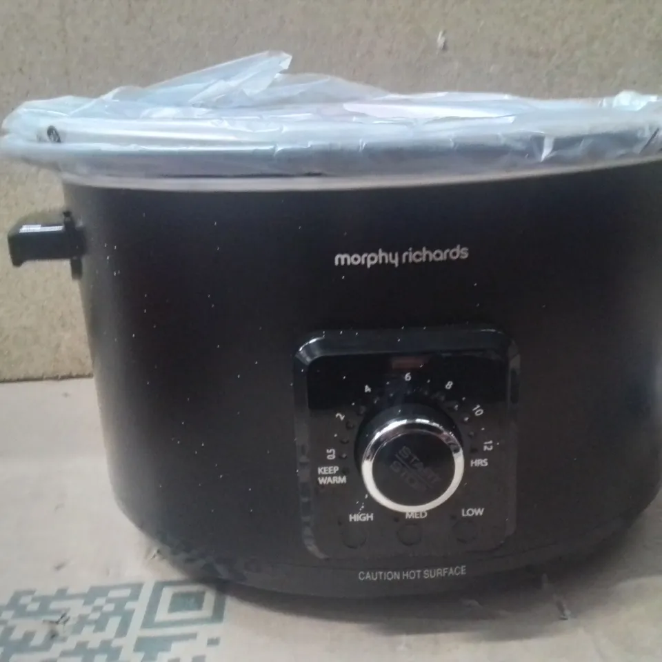 BOXED MORPHY RICHARDS EASY TIME 6.5L SLOW COOKER