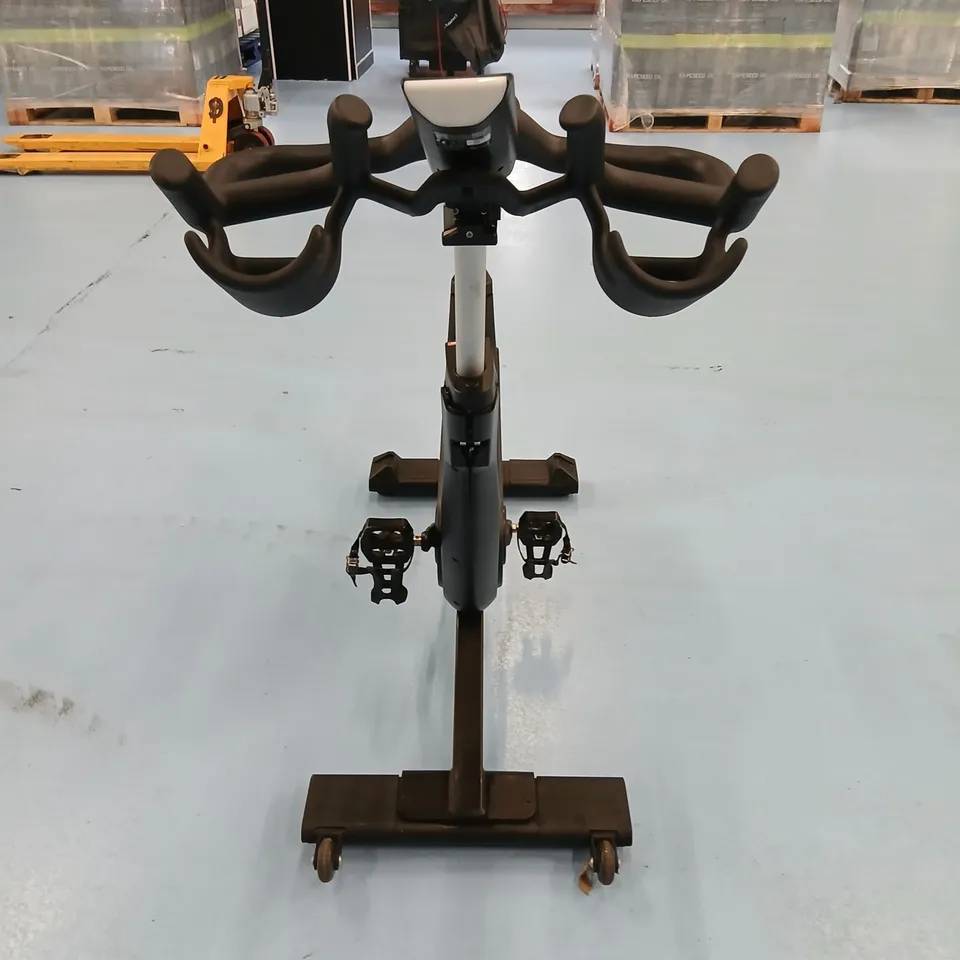 MATRIX INDOOR CYCLING BIKE - POWERED BY ICG WITH CONSOLE