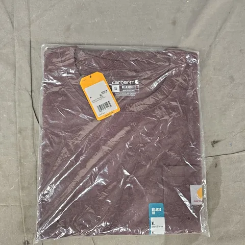 BAGGED CARHARTT RELAXED FIT HEAVYWEIGHT SHORT SLEEVE POCKET T-SHIRT IN BURGUNDY SIZE XL