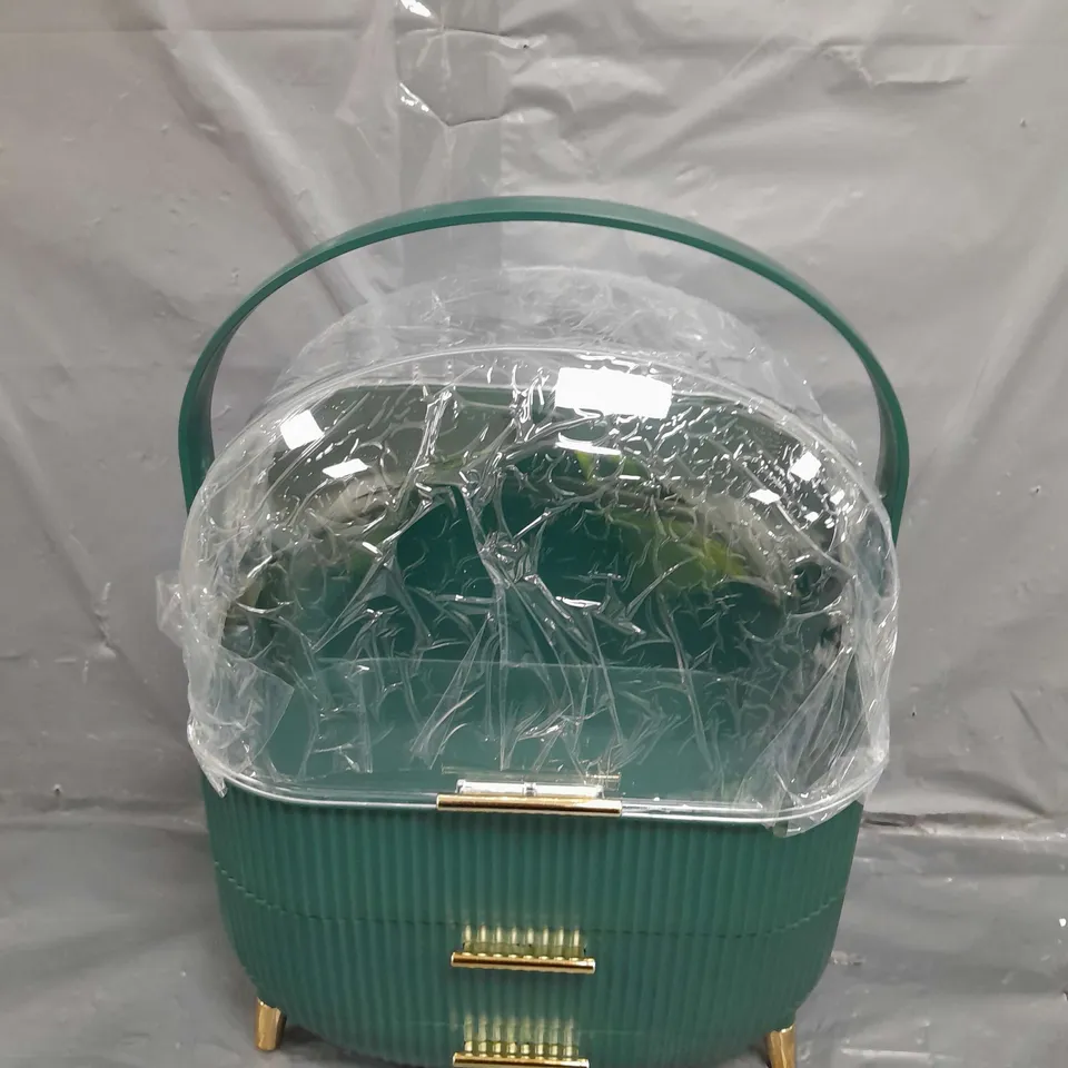 BOXED COSMETIC ORGANIZER 