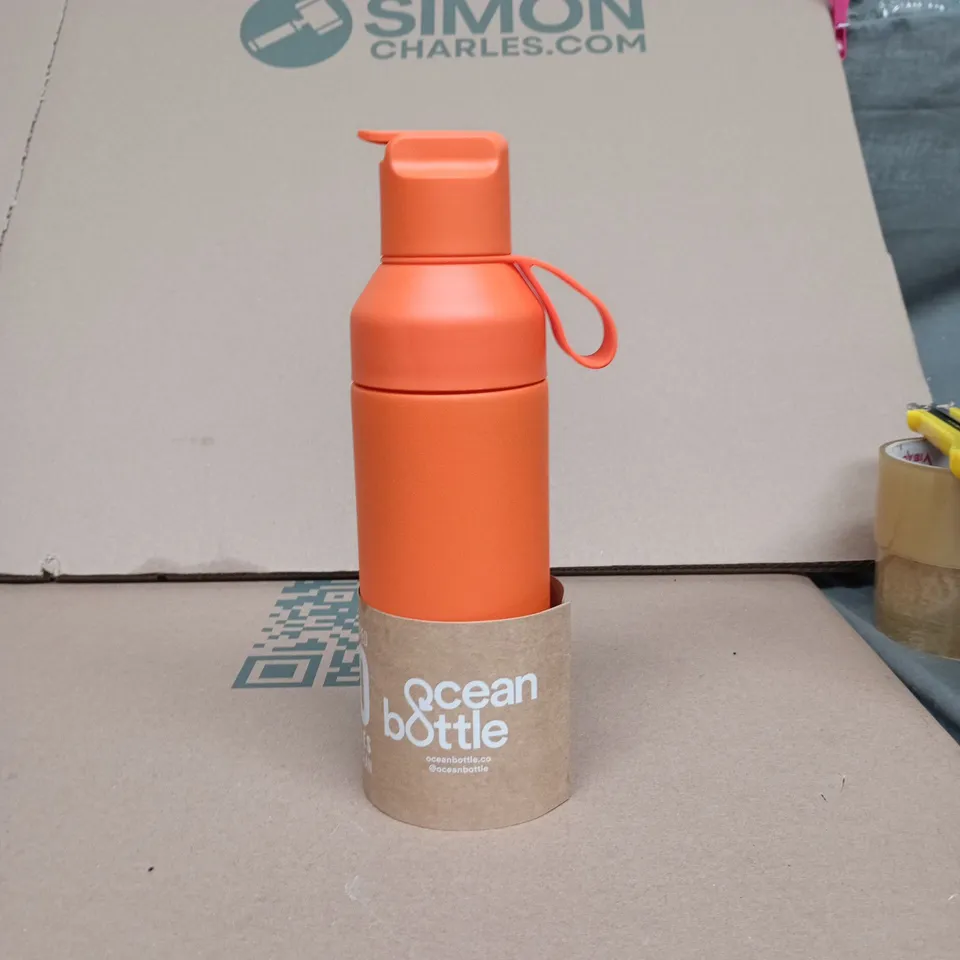 OCEAN BOTTLE – ORANGE WATER BOTTLE WITH FLIP-TOP CAP