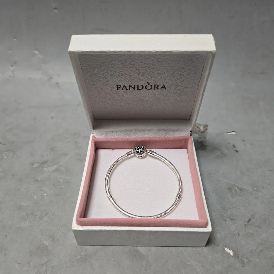 BOXED PANDORA HEART CLASP BRACELET 