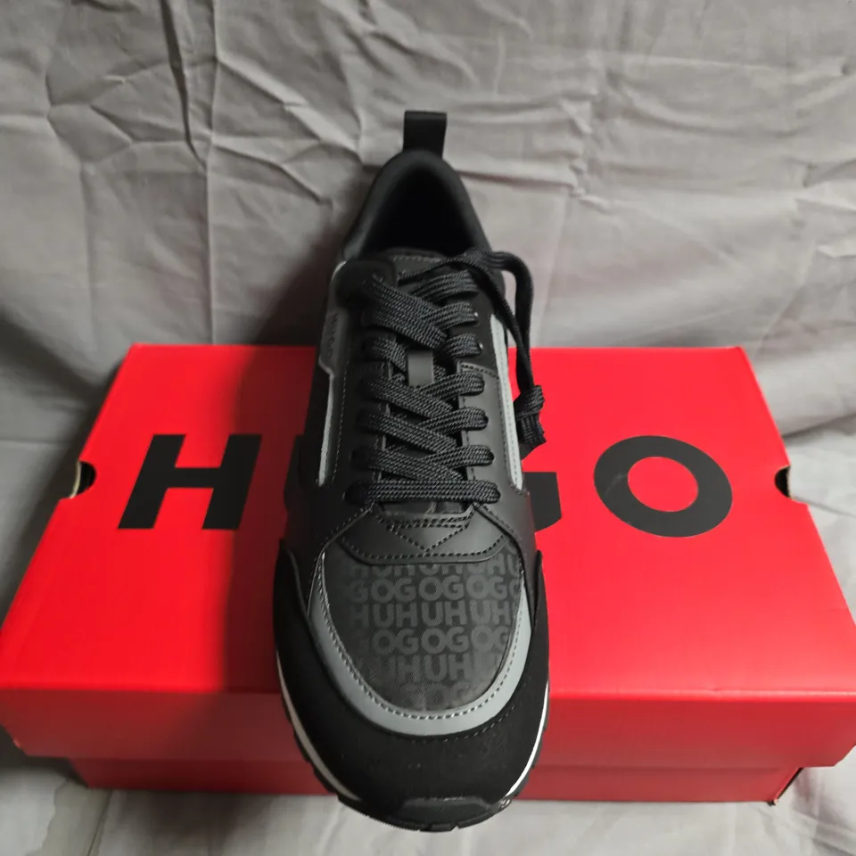 BOXED PAIR OF HUGO BOSS ICELIN TRAINERS – BLACK, MEN'S SNEAKERS, UK 8 (EU 42)