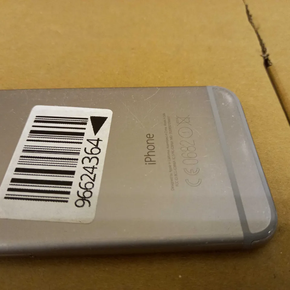 APPLE IPHONE 6 - SILVER