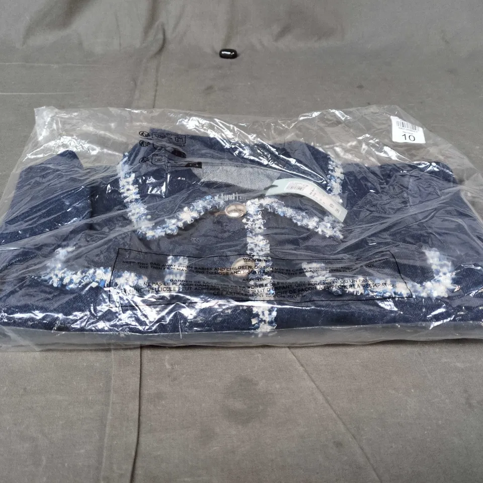 HERITAGE DENIM TOP – MEDIUM, UK 10 (EU 36, US 6)