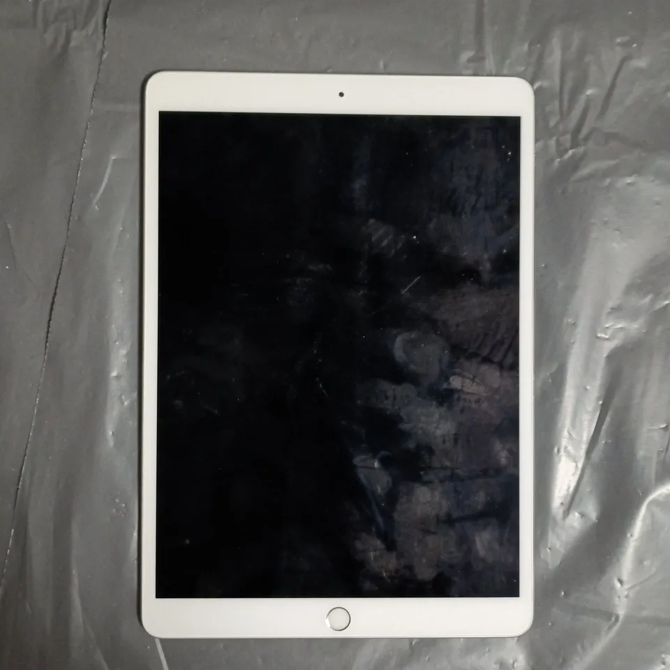 APPLE IPAD PRO A1701