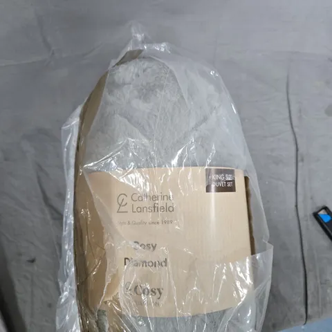 CATHERINE LANSFIELD COSY DIAMOND KING SIZE DUVET SET
