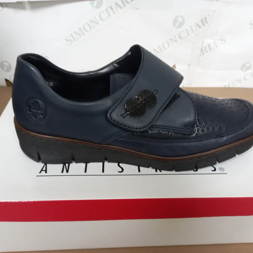 RIEKER ANTISTRESS SHOES IN BLUE SIZE 41
